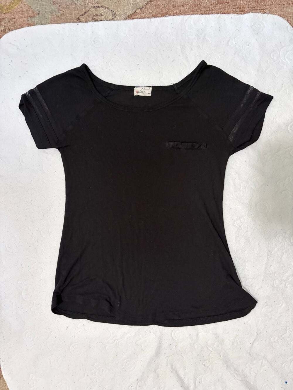 Eglitz Black Short Sleeve Top with Mesh Detail and Pocket